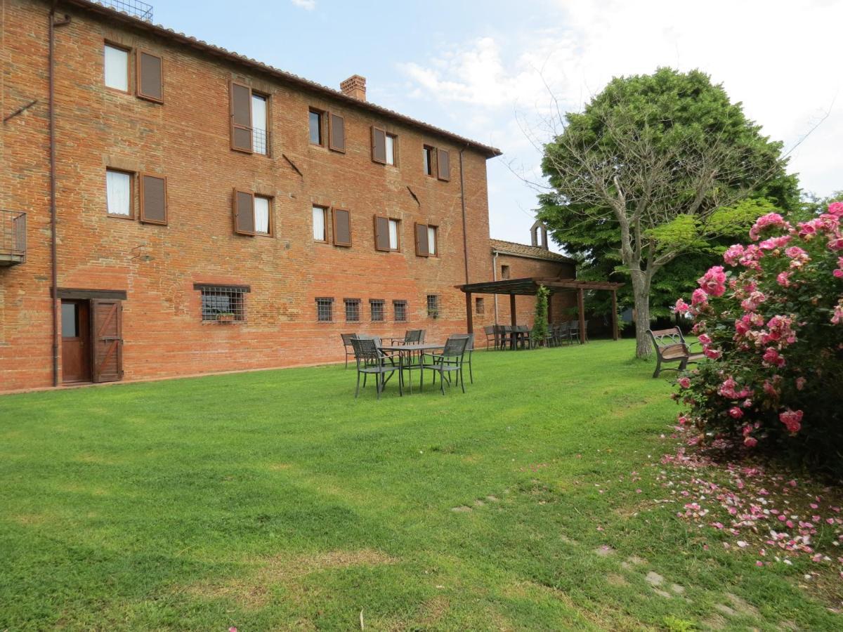 Agriturismo Borgo Del Papa Badia  외부 사진