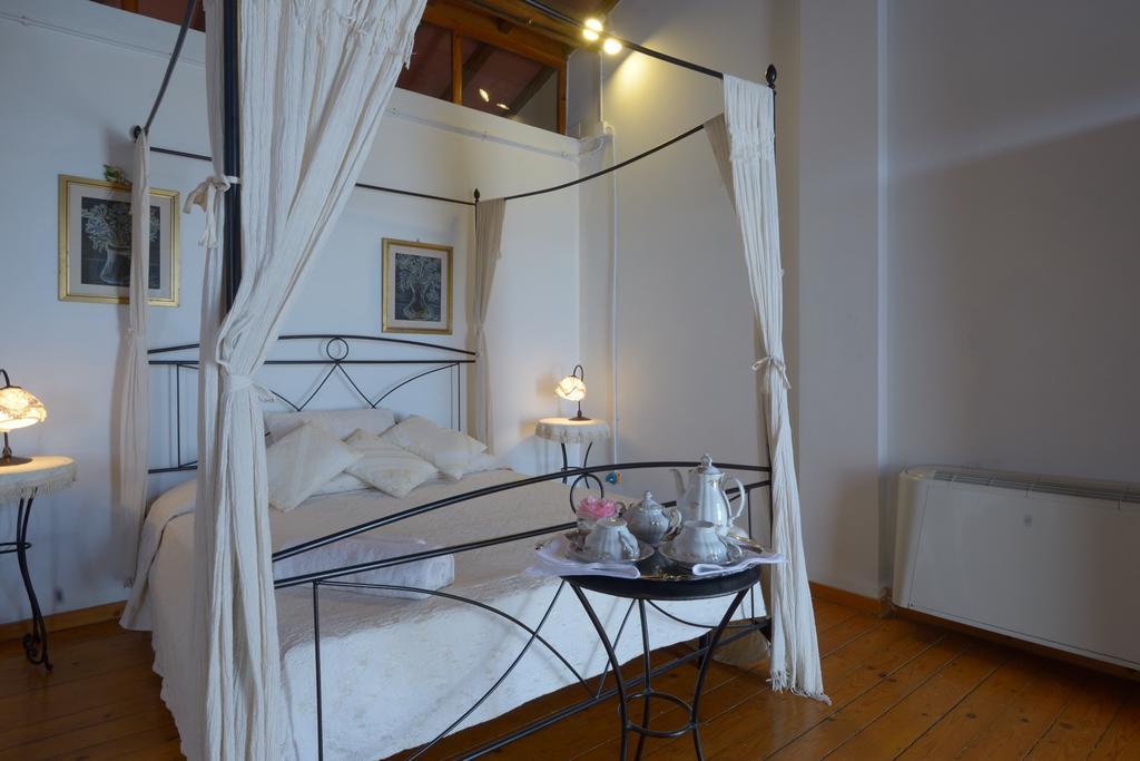 Agriturismo Borgo Del Papa Badia  외부 사진