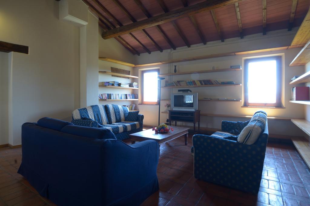 Agriturismo Borgo Del Papa Badia  외부 사진